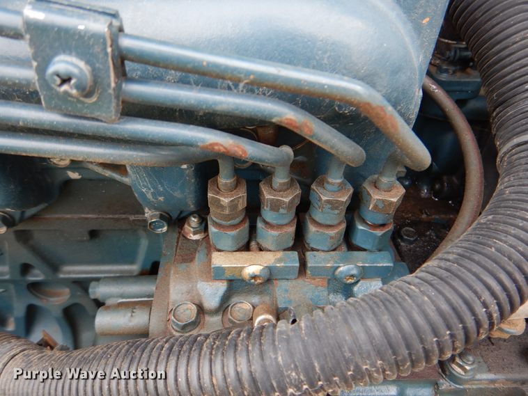 image for item DM3833 1999 Bobcat 753  skid steer loader