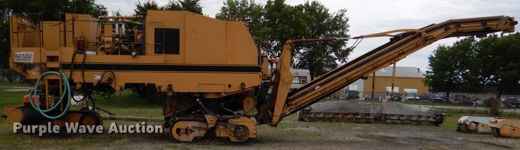 image for item DM4256 1984 CMI PR1000B  milling machine