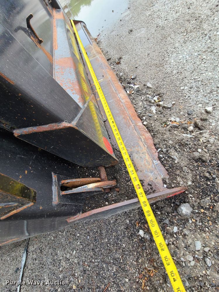 image for item DM8733 Godwin CS190600415  dump bed