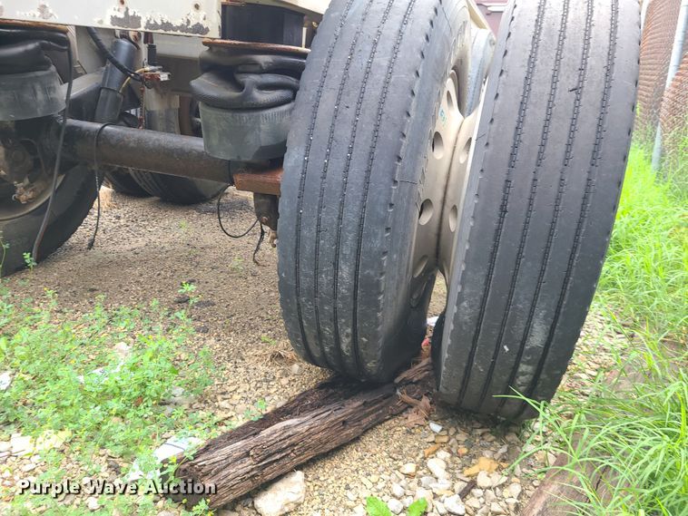 image for item DM8735 2005 Vantage  end dump trailer chasis