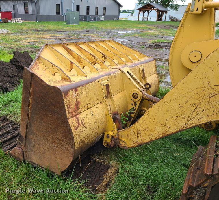 image for item DM8741 2001 Caterpillar 953C  track loader