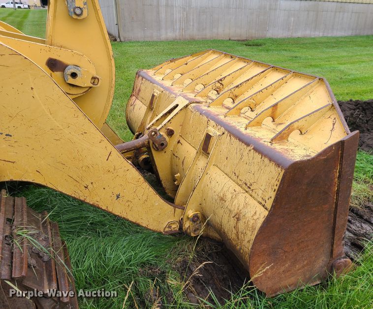 image for item DM8741 2001 Caterpillar 953C  track loader