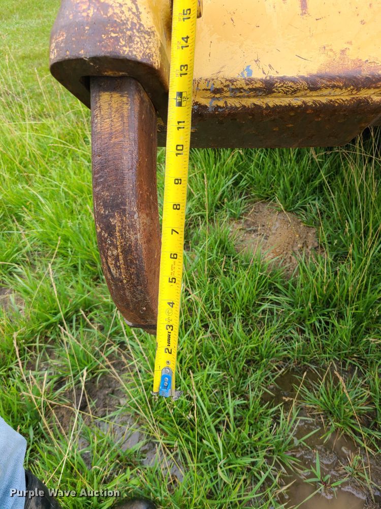 image for item DM8741 2001 Caterpillar 953C  track loader