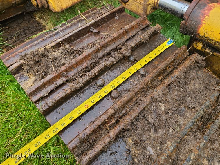 image for item DM8741 2001 Caterpillar 953C  track loader