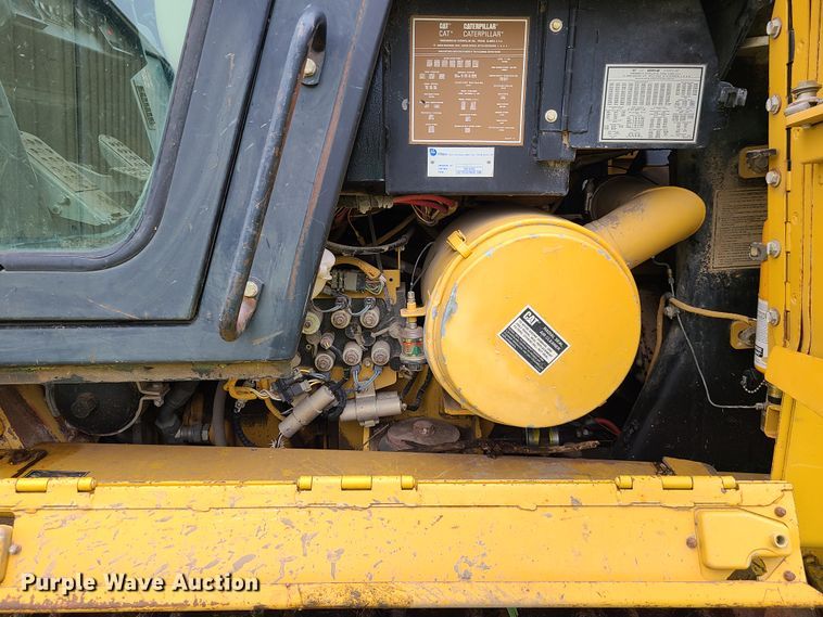 image for item DM8741 2001 Caterpillar 953C  track loader