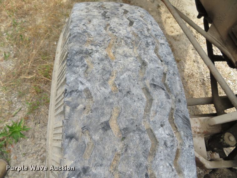 image for item DN5935 1969 Lull 7C2-31  telehandler