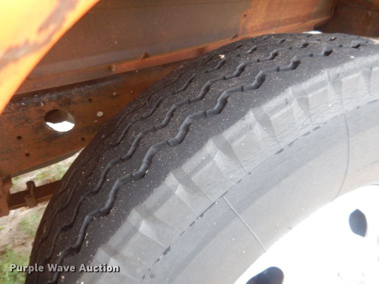 image for item FI9126 1971 Ford 700  dump flatbed truck