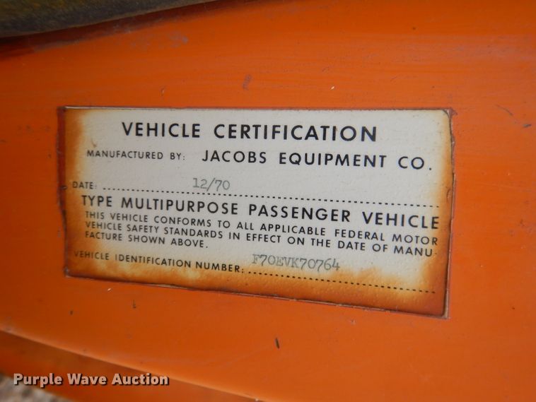 image for item FI9126 1971 Ford 700  dump flatbed truck