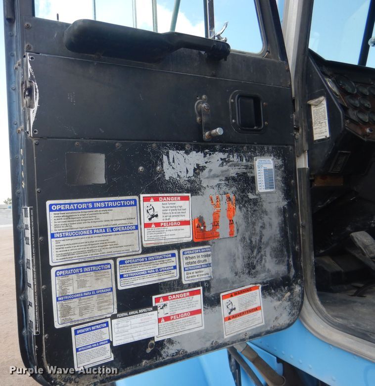 image for item FI9132 1996 Peterbilt 357  ready mix truck