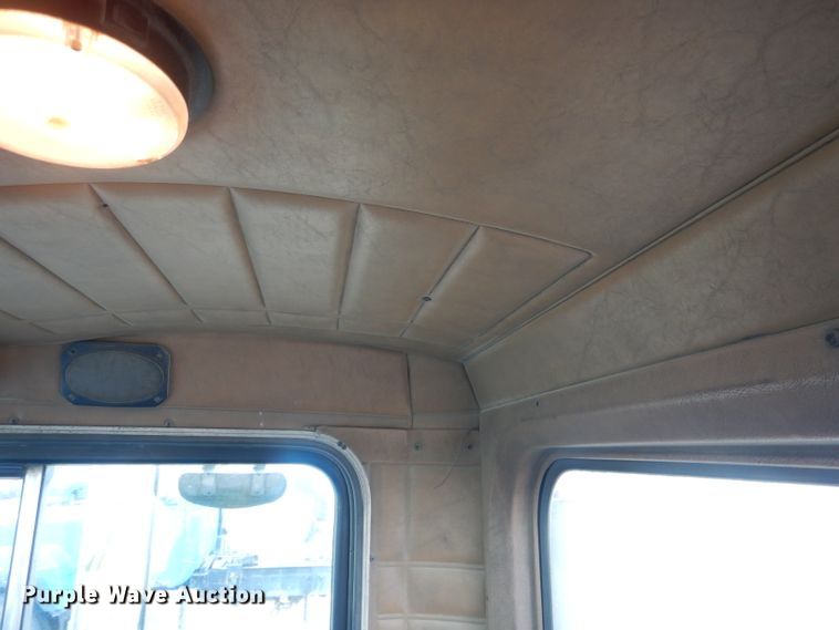 image for item FI9132 1996 Peterbilt 357  ready mix truck