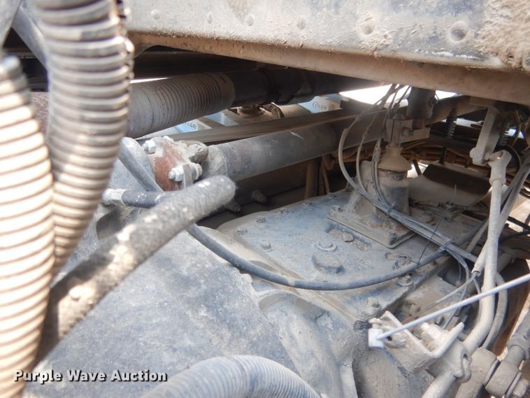 image for item FI9132 1996 Peterbilt 357  ready mix truck