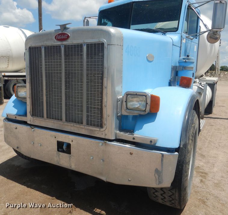 image for item FI9132 1996 Peterbilt 357  ready mix truck