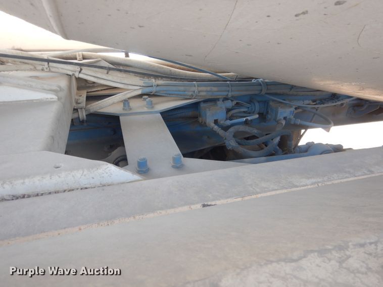 image for item FI9132 1996 Peterbilt 357  ready mix truck