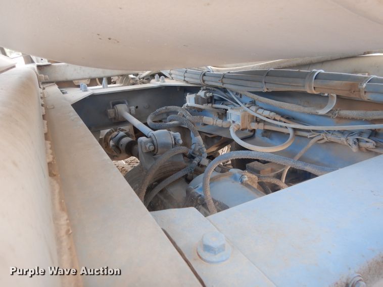 image for item FI9132 1996 Peterbilt 357  ready mix truck