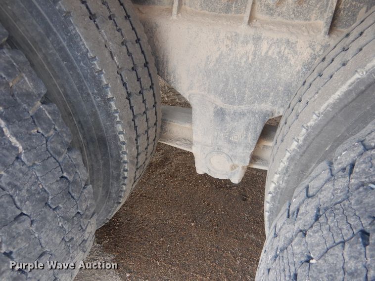 image for item FI9132 1996 Peterbilt 357  ready mix truck