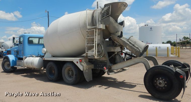 image for item FI9132 1996 Peterbilt 357  ready mix truck