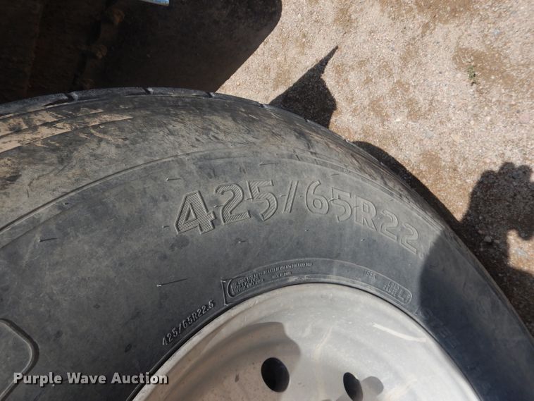 image for item FI9132 1996 Peterbilt 357  ready mix truck