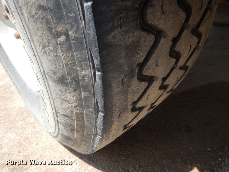 image for item FI9132 1996 Peterbilt 357  ready mix truck