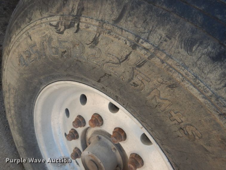 image for item FI9132 1996 Peterbilt 357  ready mix truck