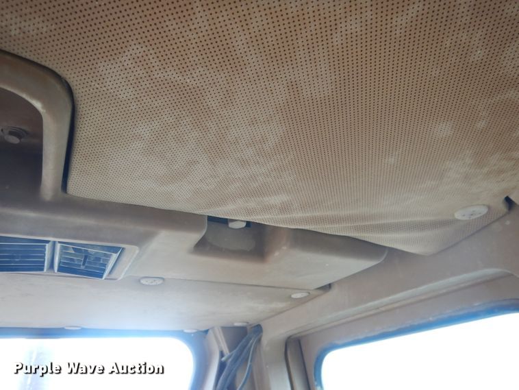 image for item FI9135 1984 Caterpillar D6D  dozer