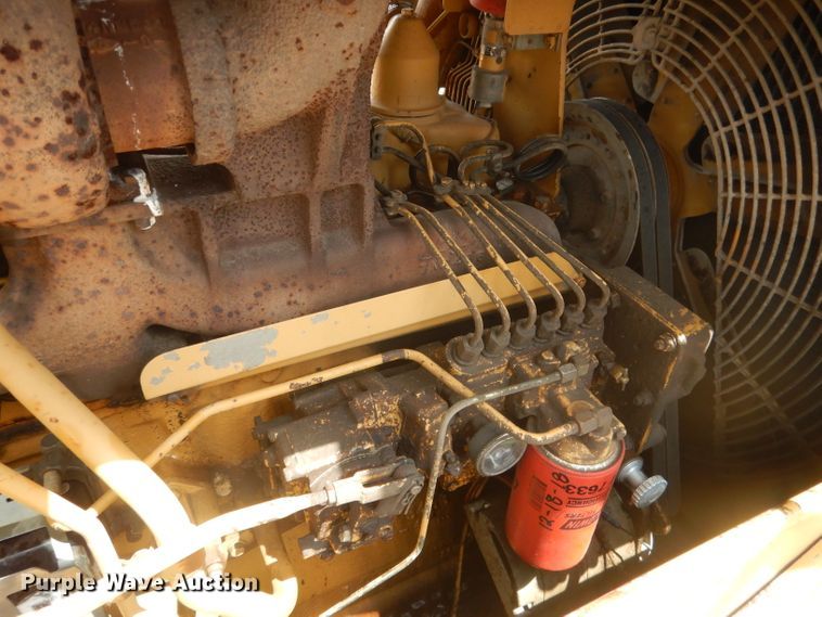 image for item FI9135 1984 Caterpillar D6D  dozer