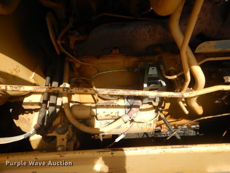 image for item FI9135 1984 Caterpillar D6D  dozer