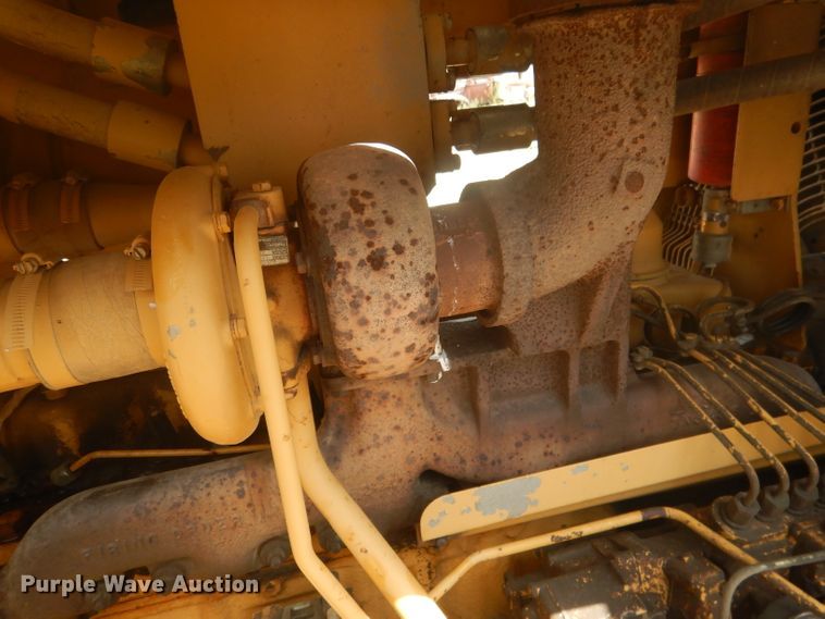 image for item FI9135 1984 Caterpillar D6D  dozer