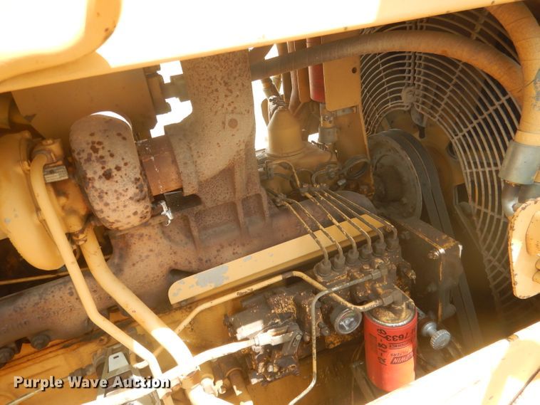 image for item FI9135 1984 Caterpillar D6D  dozer