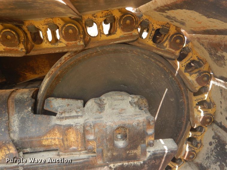 image for item FI9135 1984 Caterpillar D6D  dozer