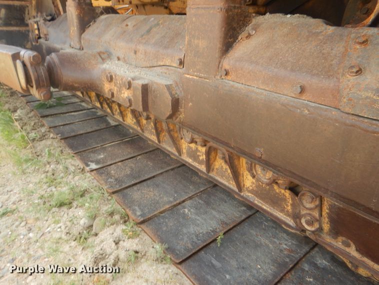 image for item FI9135 1984 Caterpillar D6D  dozer