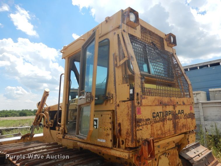 image for item FI9135 1984 Caterpillar D6D  dozer