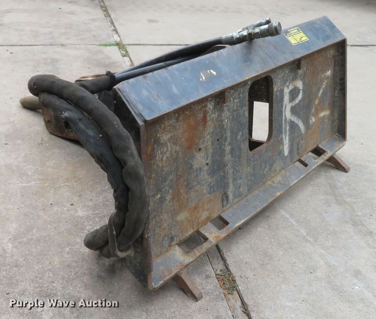 image for item FP9314 Stanley MB3570SS  skid steer breaker