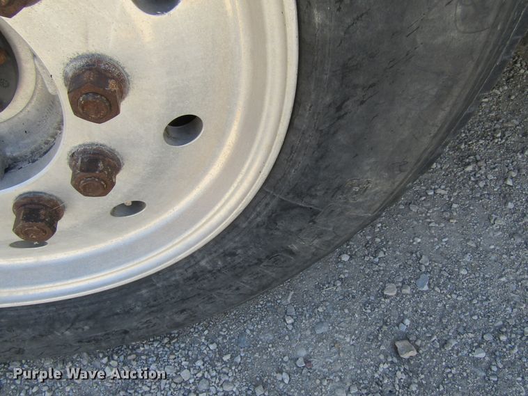 image for item GC9992 1995 White GMC Areo WCA  dump truck