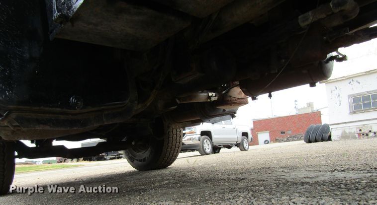 image for item GC9993 1985 Mack DM685S  dump truck