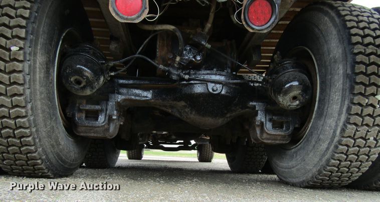 image for item GC9993 1985 Mack DM685S  dump truck