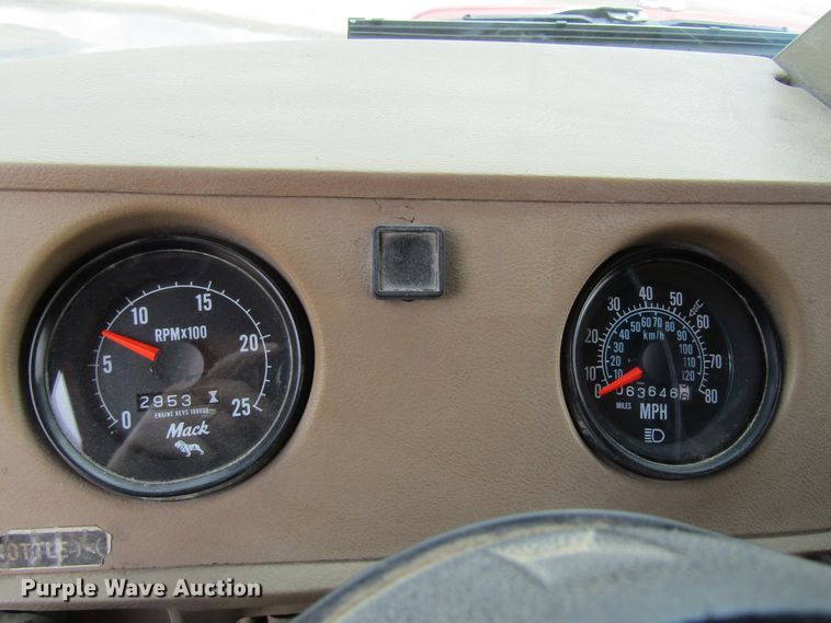 image for item GC9993 1985 Mack DM685S  dump truck