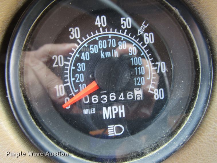 image for item GC9993 1985 Mack DM685S  dump truck