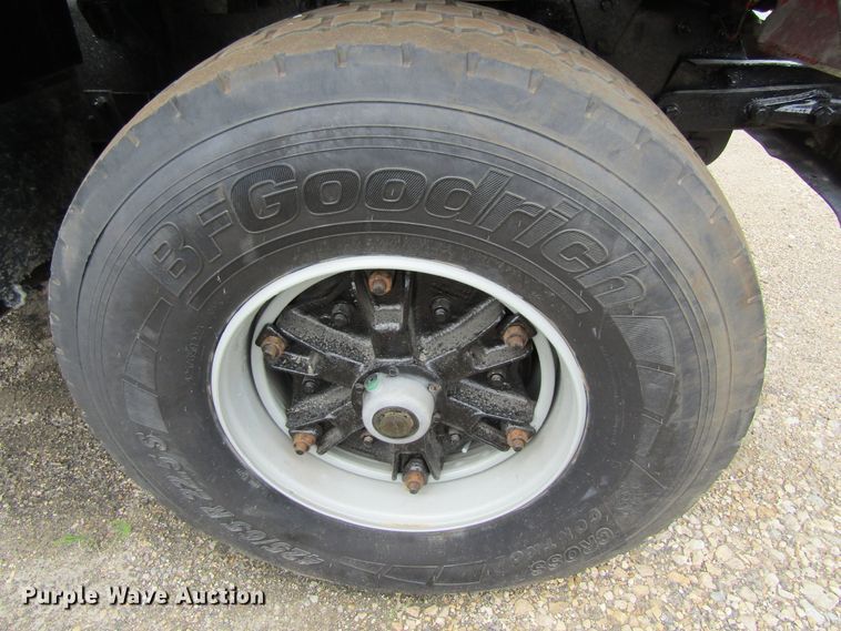 image for item GC9993 1985 Mack DM685S  dump truck