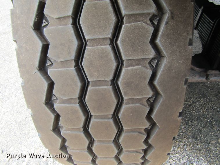 image for item GC9993 1985 Mack DM685S  dump truck