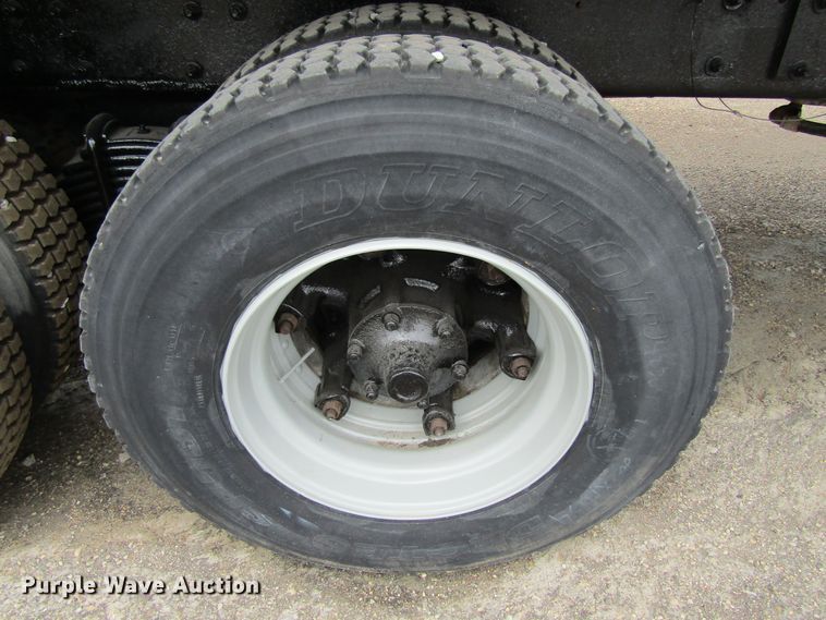 image for item GC9993 1985 Mack DM685S  dump truck