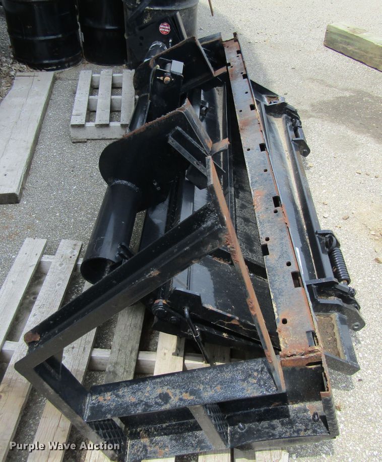image for item GC9994 2011 Waltco EM30  end gate lift