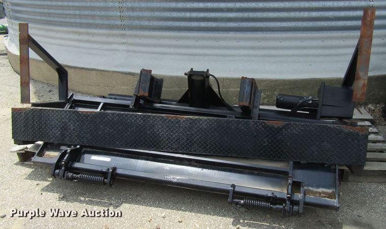 image for item GC9994 2011 Waltco EM30  end gate lift