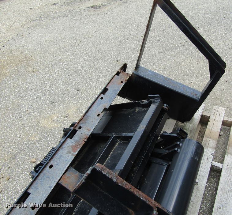 image for item GC9994 2011 Waltco EM30  end gate lift