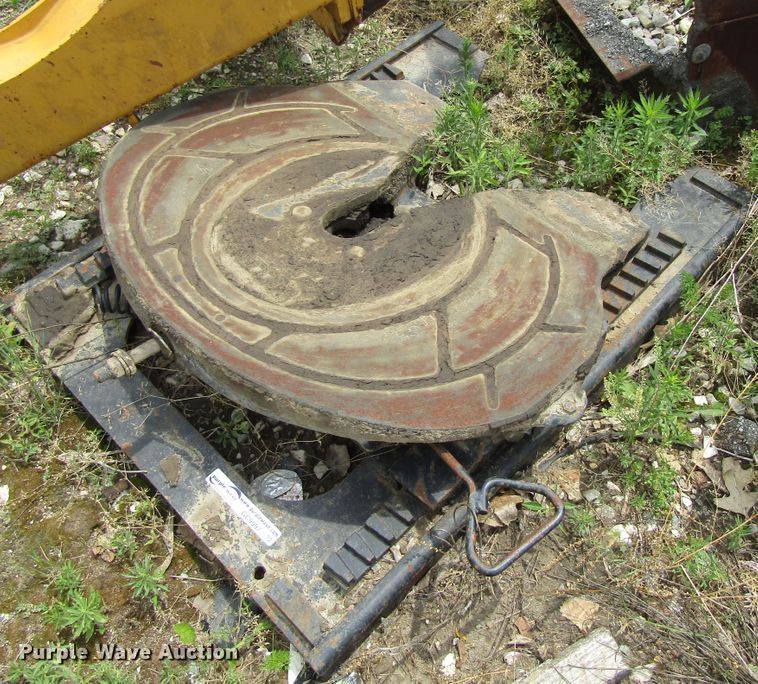 image for item GC9997 5th wheel plate