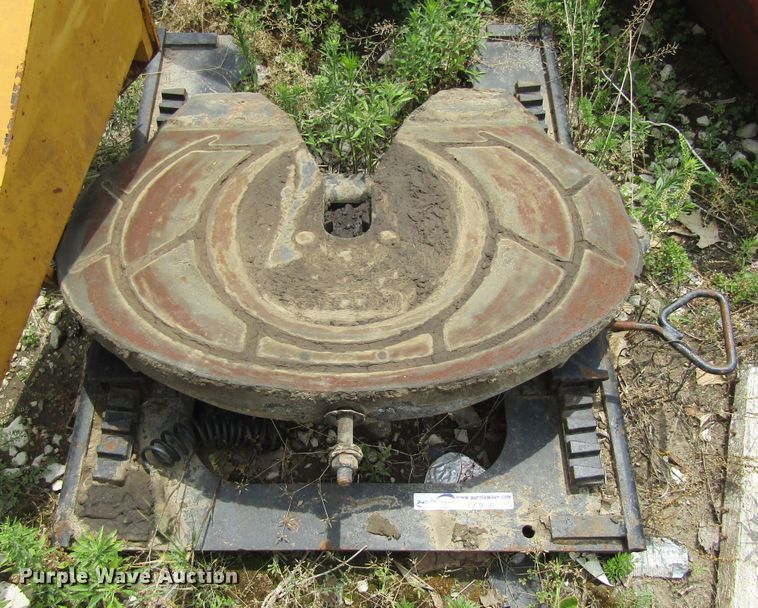 image for item GC9997 5th wheel plate