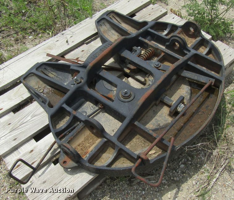 image for item GC9997 5th wheel plate