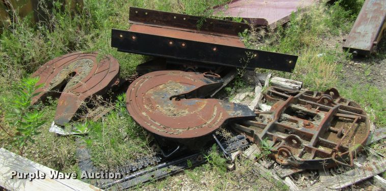 image for item GC9997 5th wheel plate