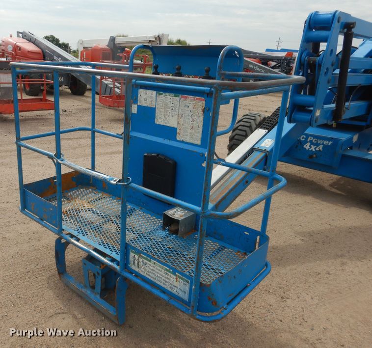 image for item HI9168 2008 Genie Z45/25  boom lift