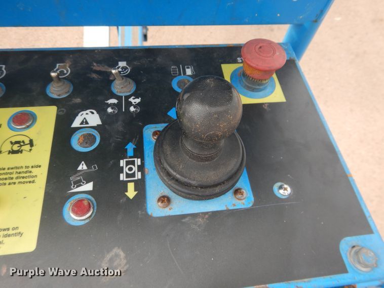 image for item HI9168 2008 Genie Z45/25  boom lift