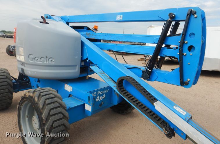 image for item HI9168 2008 Genie Z45/25  boom lift
